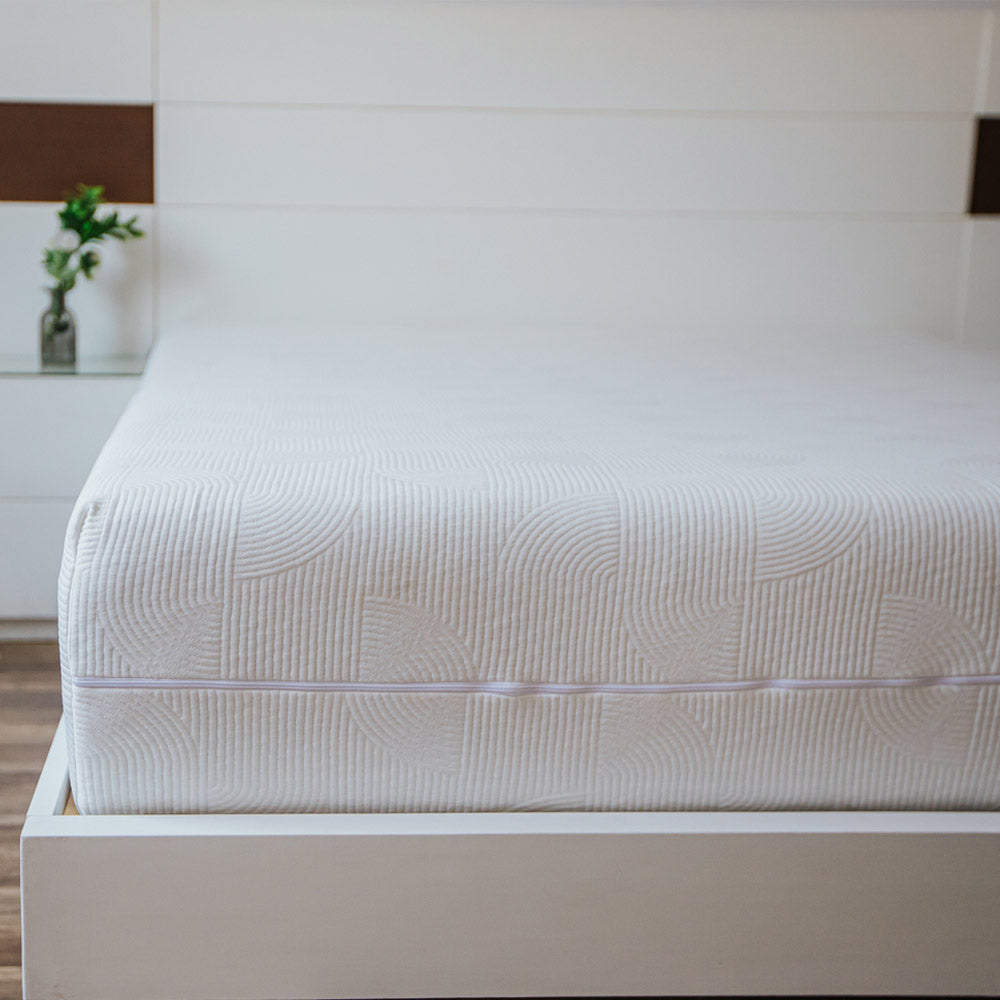 Original hybrid pocket spring mattress with medium firmness, featuring a 30 night trial and 10 year warranty.