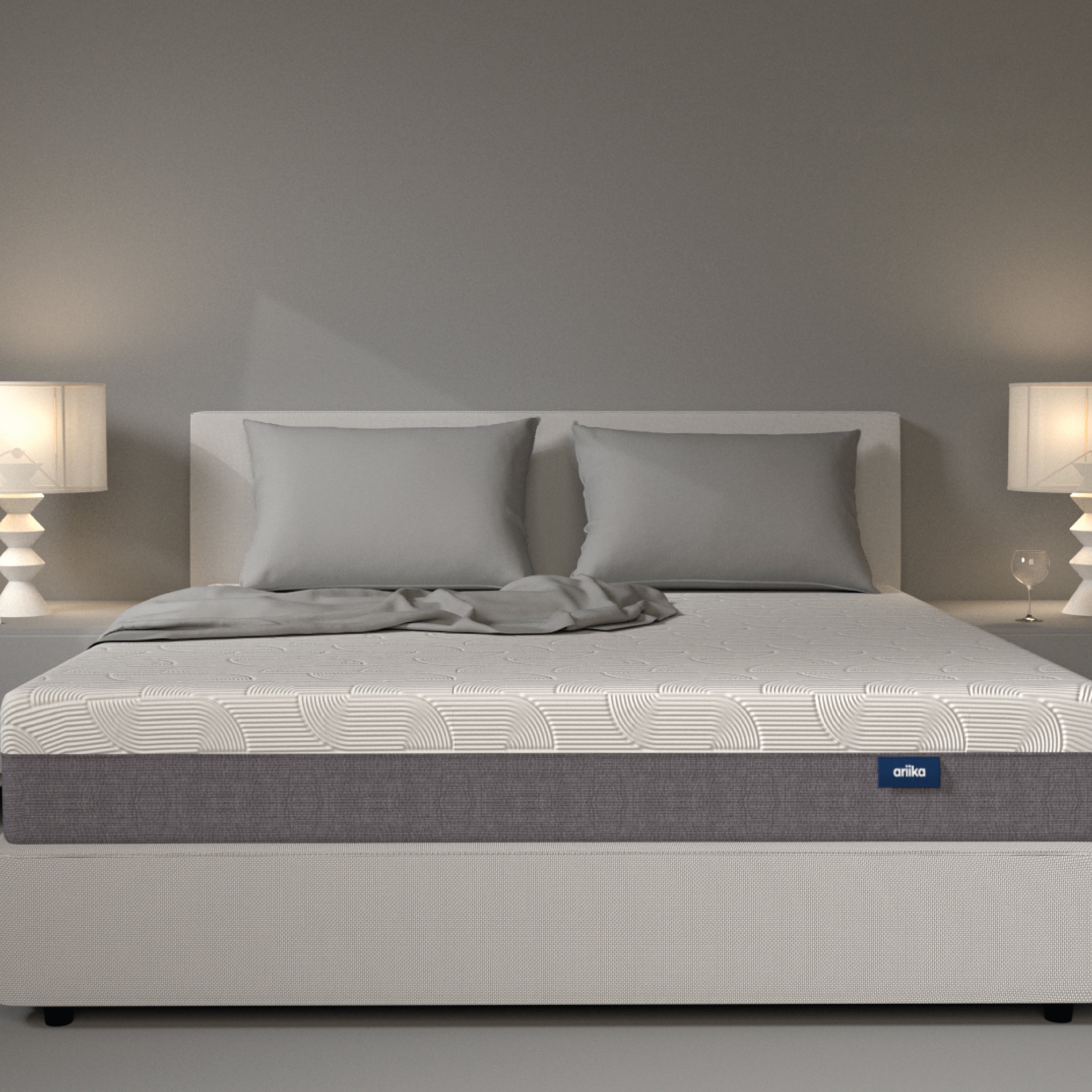 Soft double hybrid mattress combining memory foam and pocket springs, complete with a 10 year warranty.