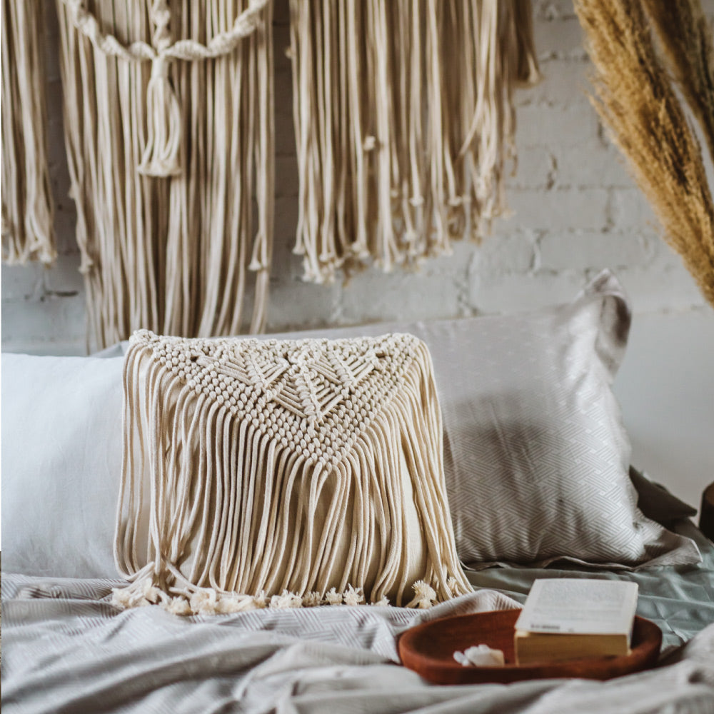 وسادة مكرمية إيدن