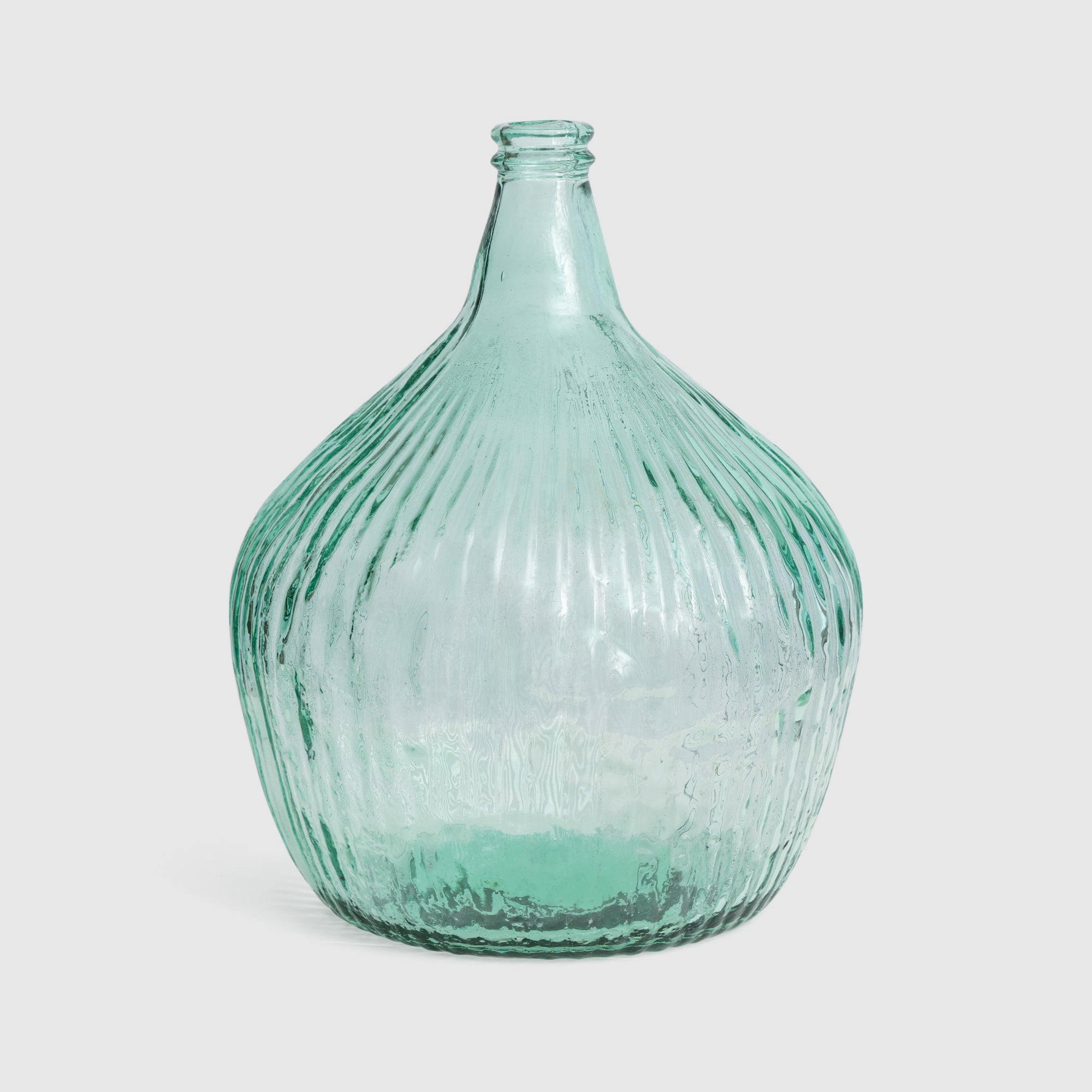 Flow Carafe Vase