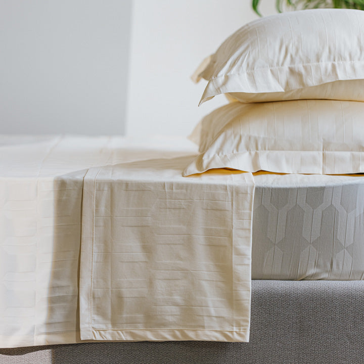 Luxe Sateen Fitted Sheet Set
