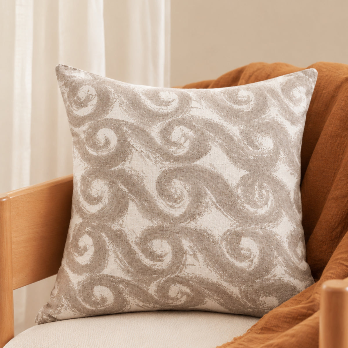 Beau Rivage + Solid Cushion