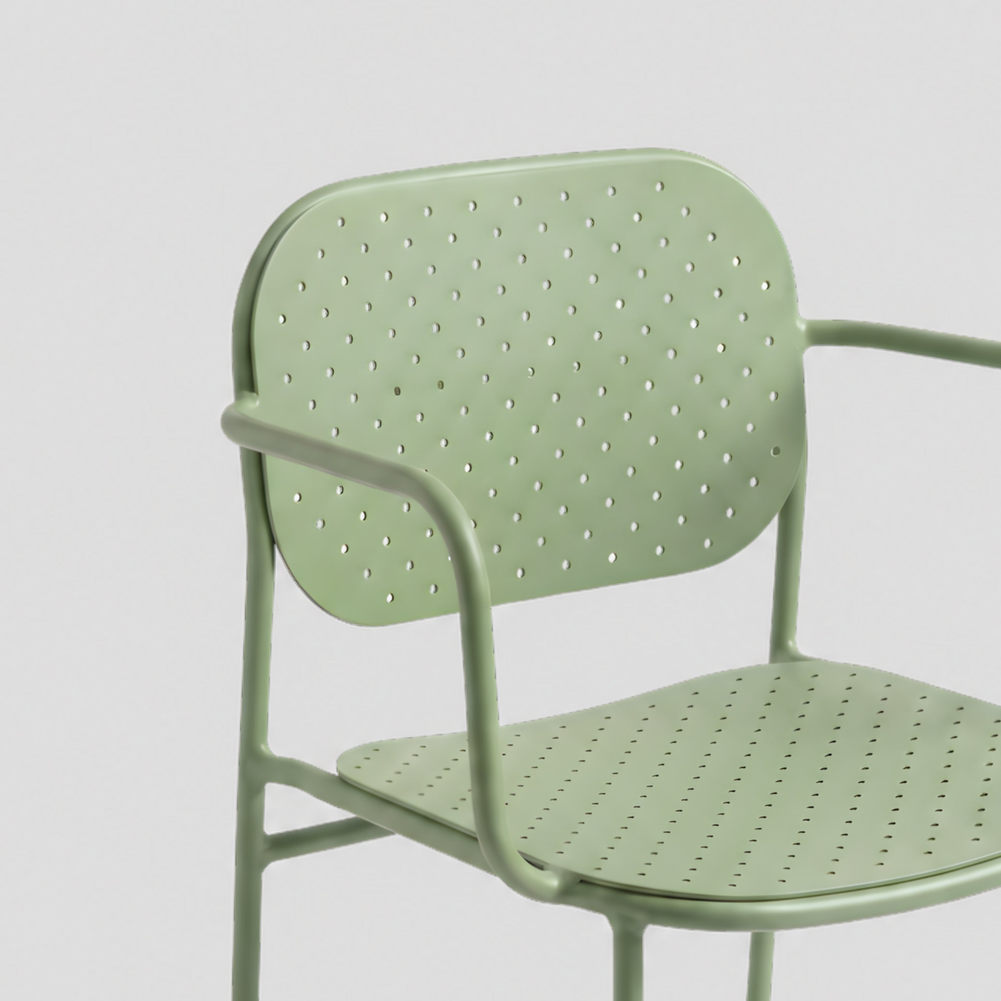Elio Outdoor Chair