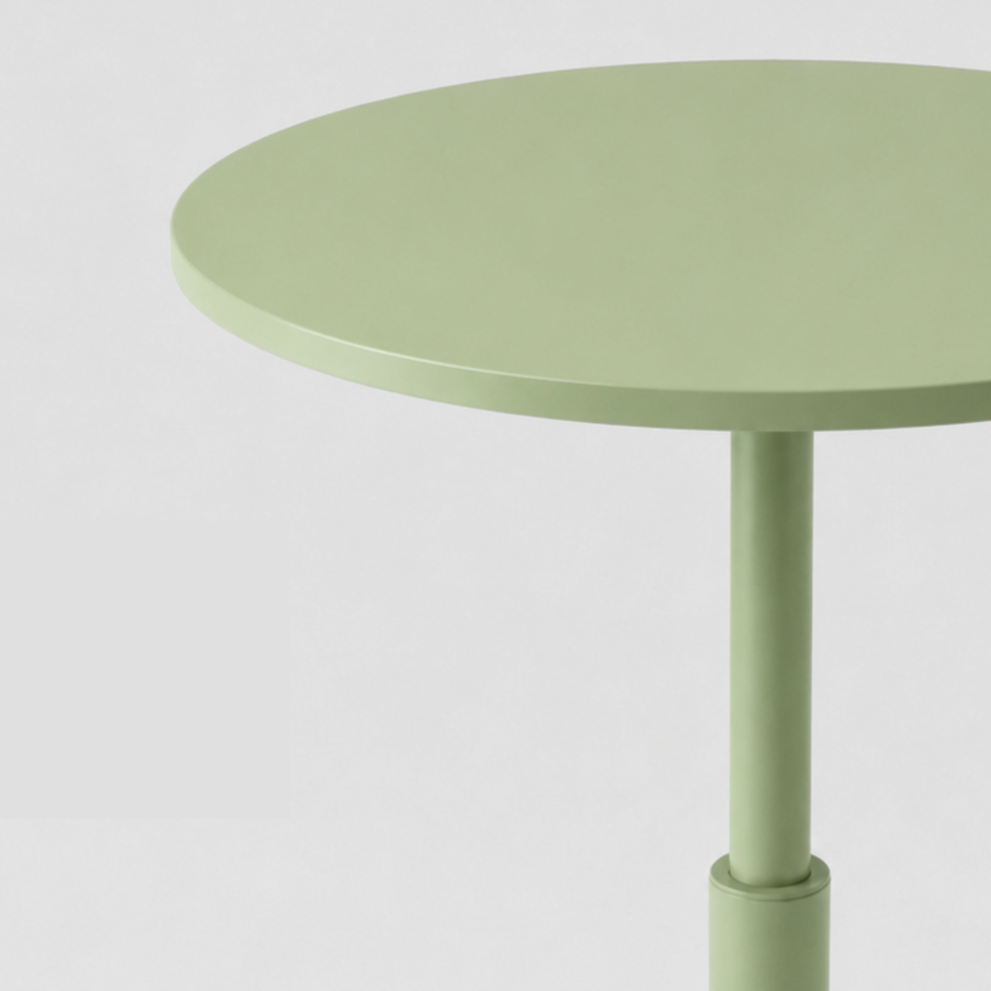 Vine Outdoor Table