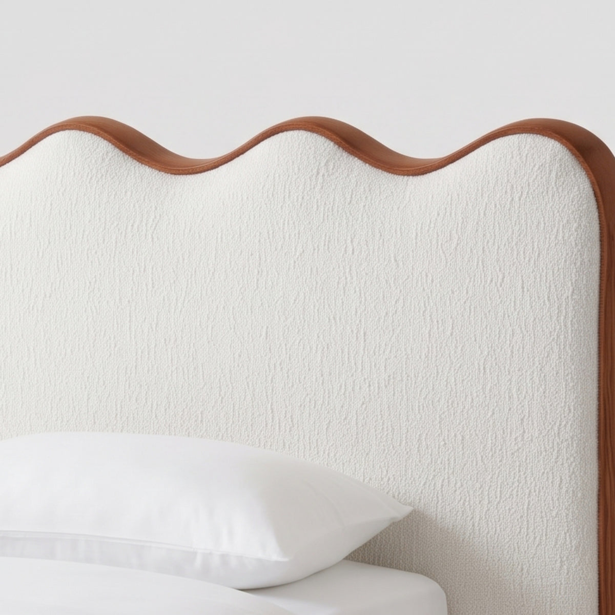 Livia Bed