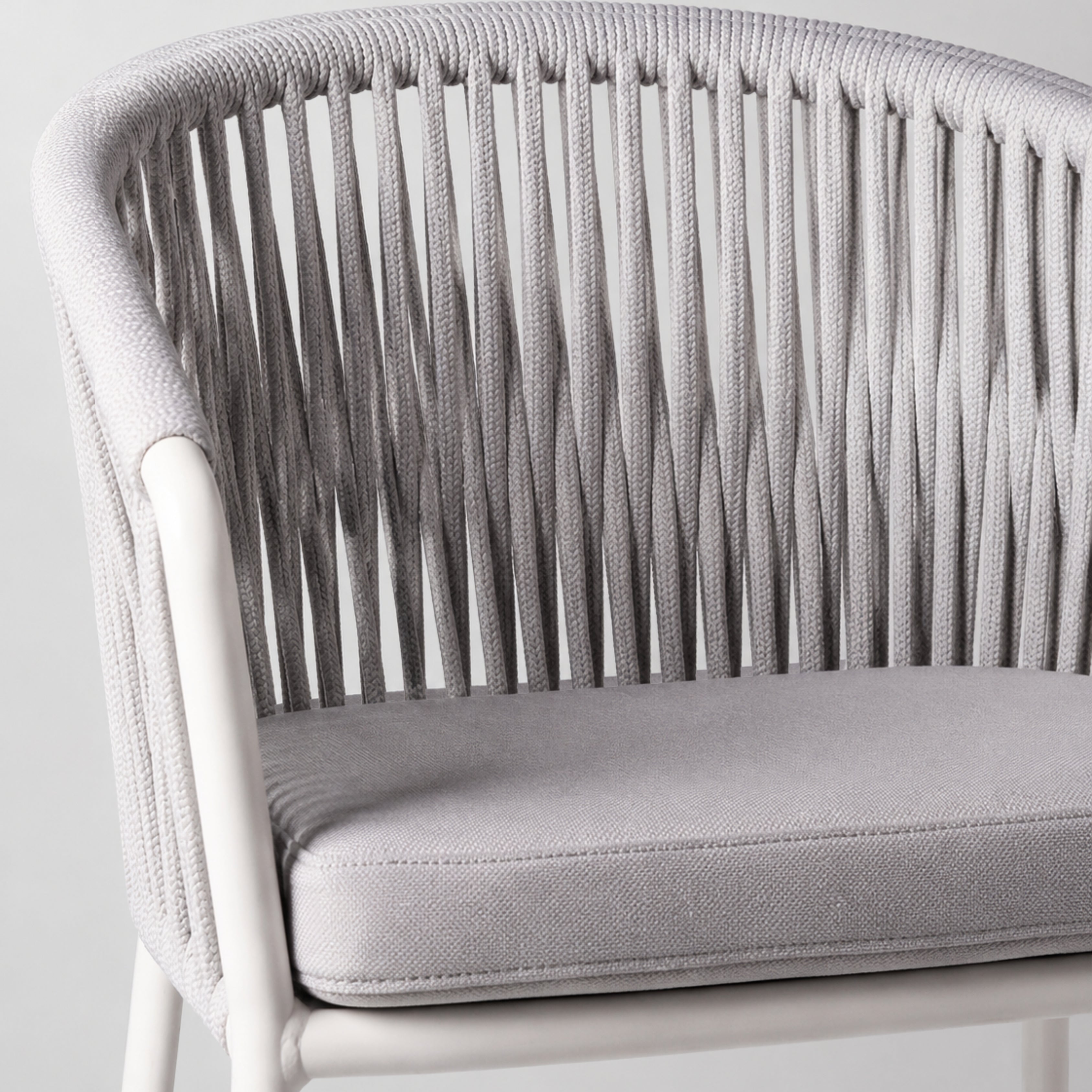 Flute Outdoor High Chair