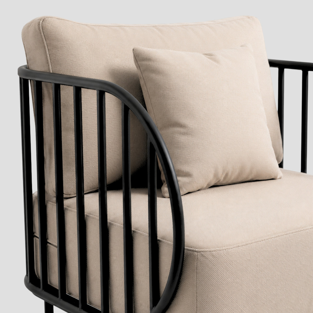 Vally Outdoor Chair