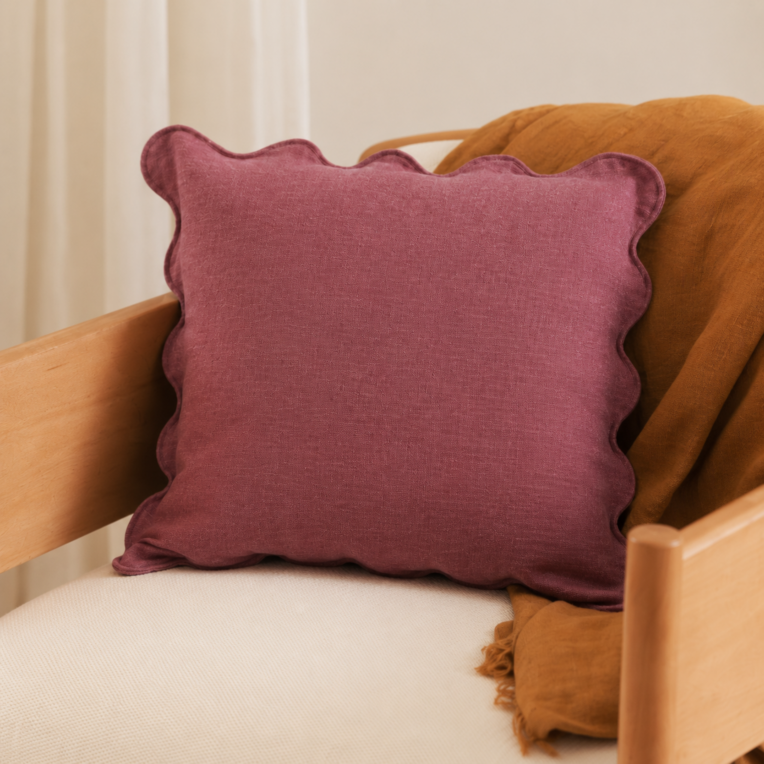 Curvy Sass Cushion