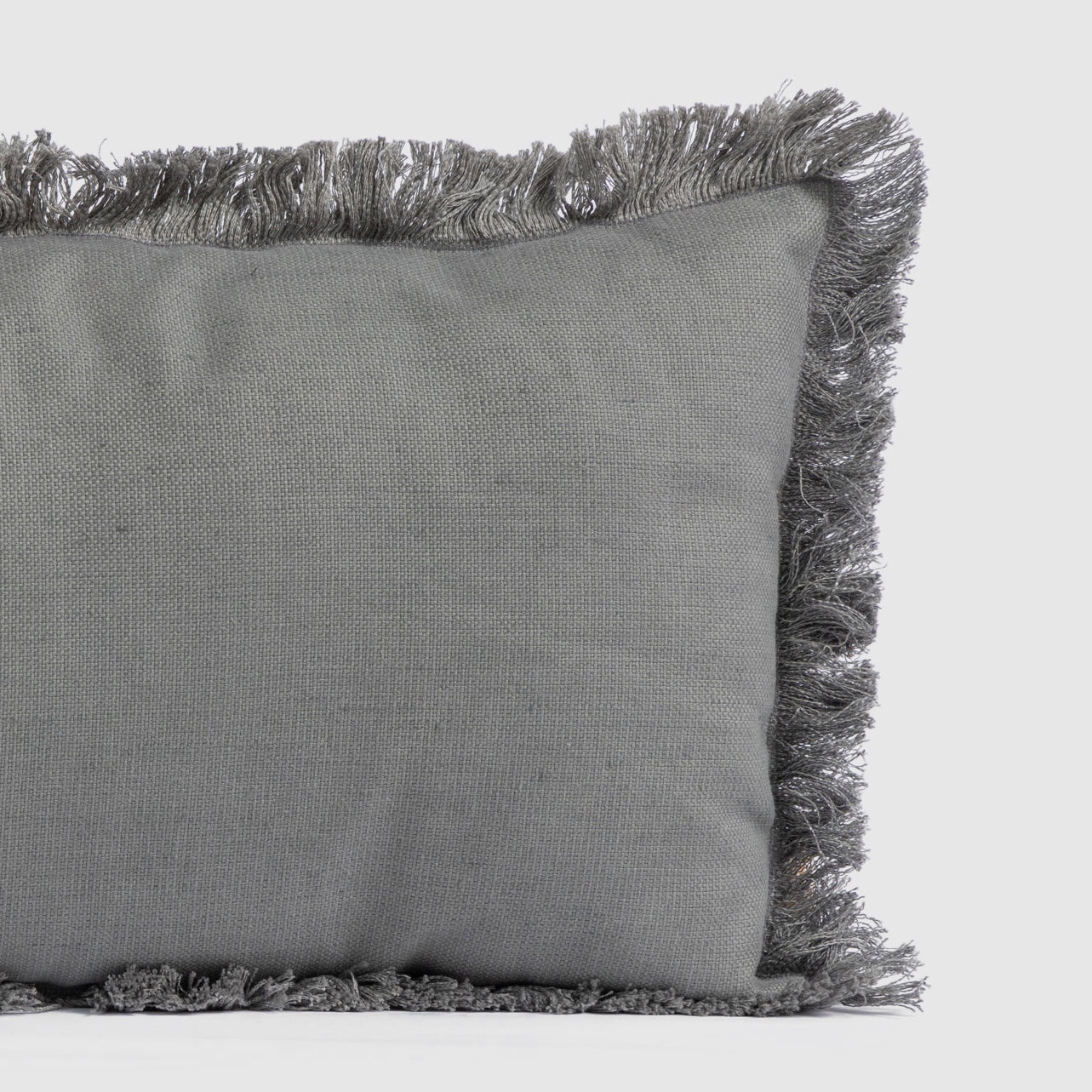 وسادة كتان تويد بشراشيب