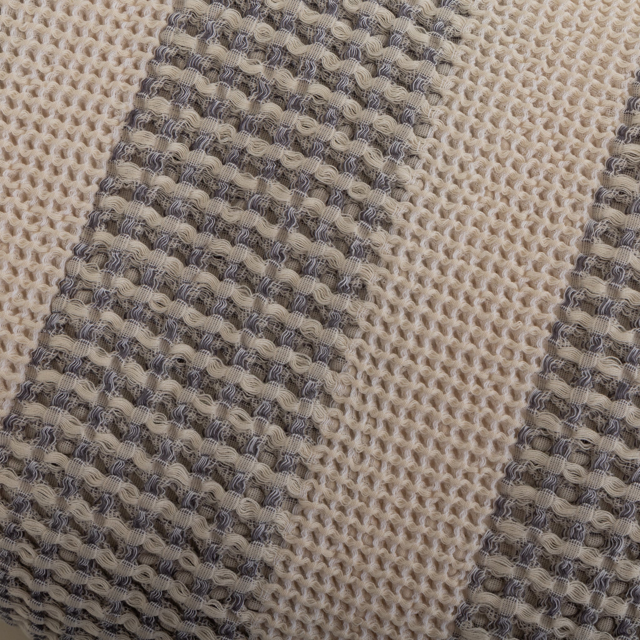 Honeycomb Stripe Bedspread