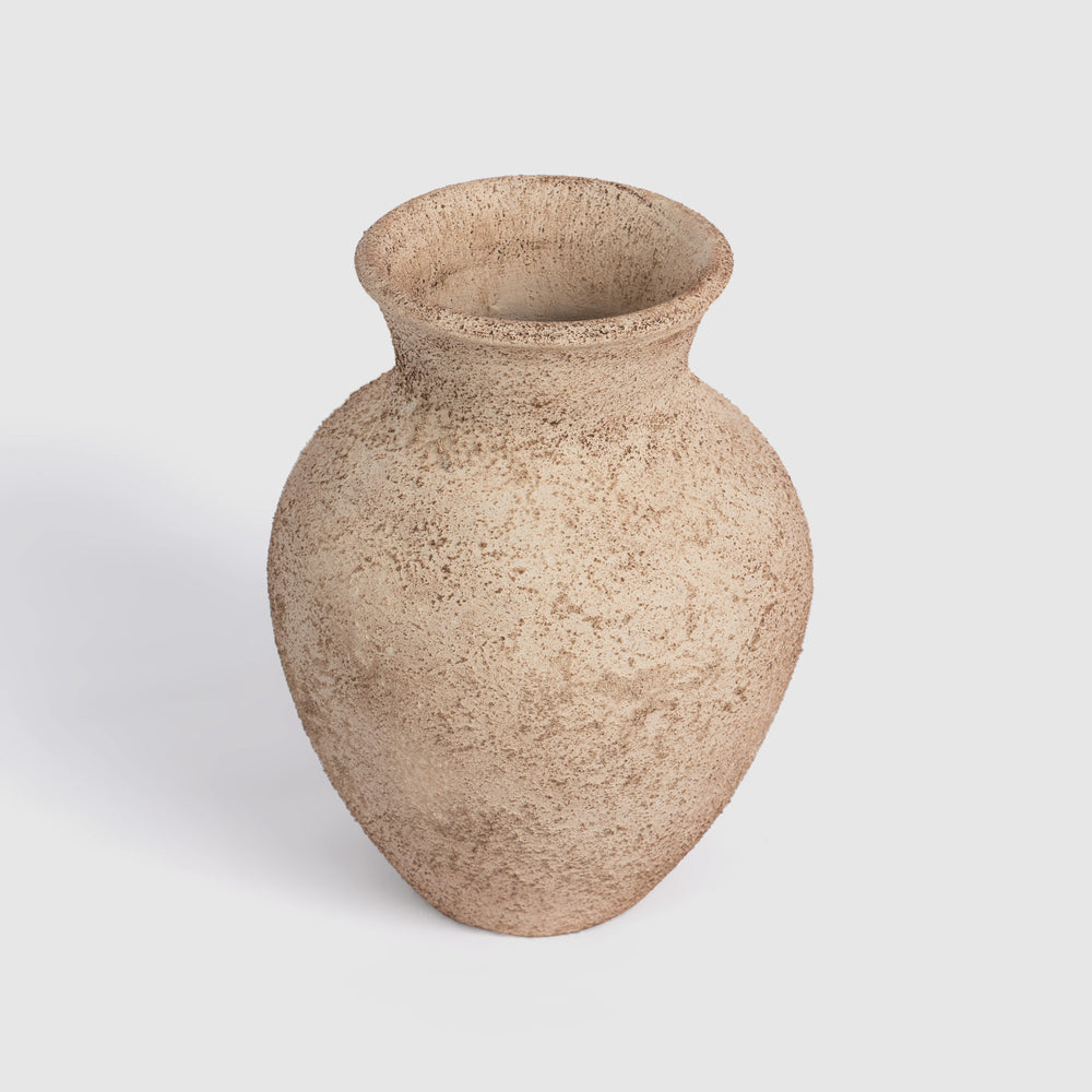 Saya Vase