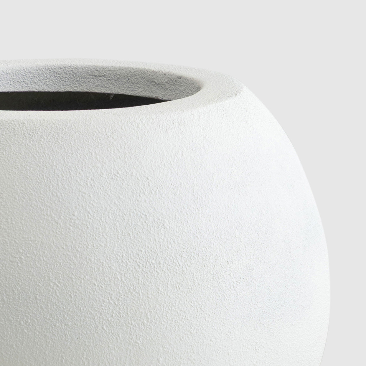 Circular Pot