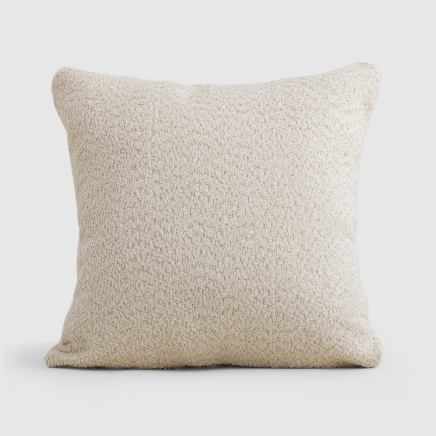 Aluna cushion