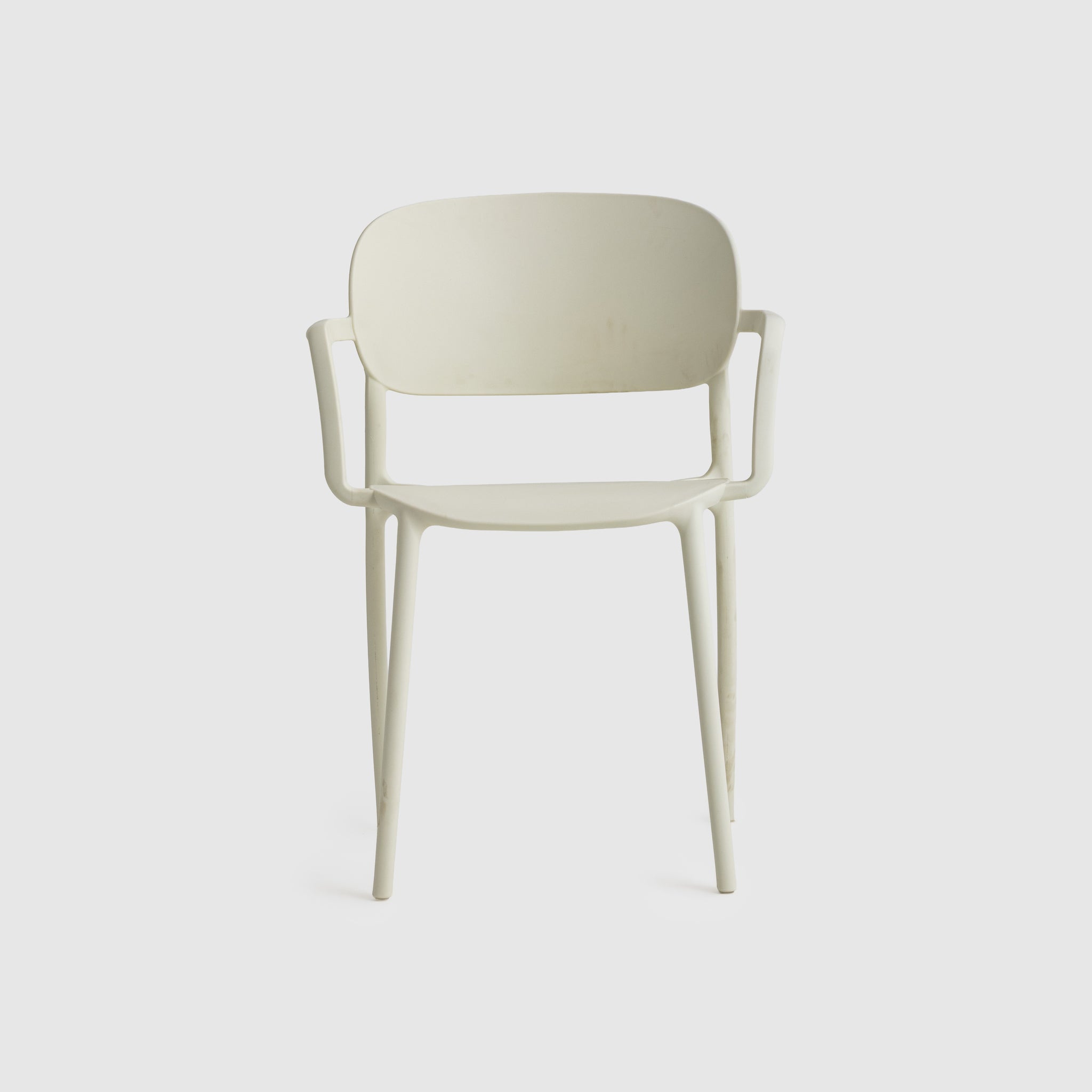 Alma Armchair
