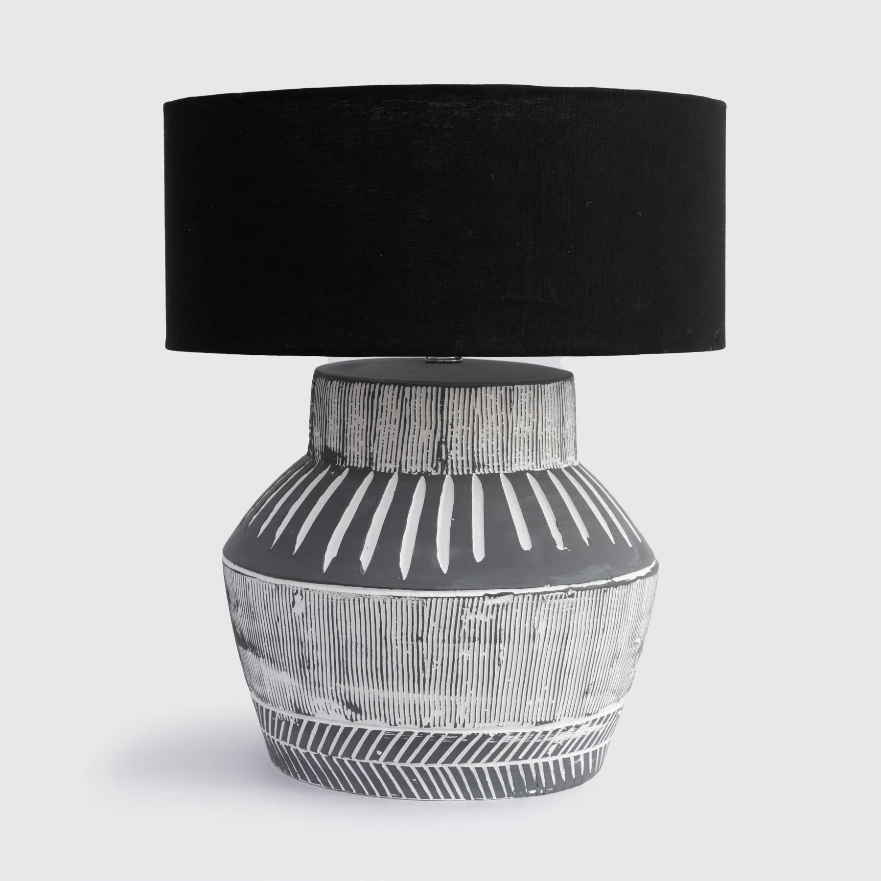 أباجورة أيرا