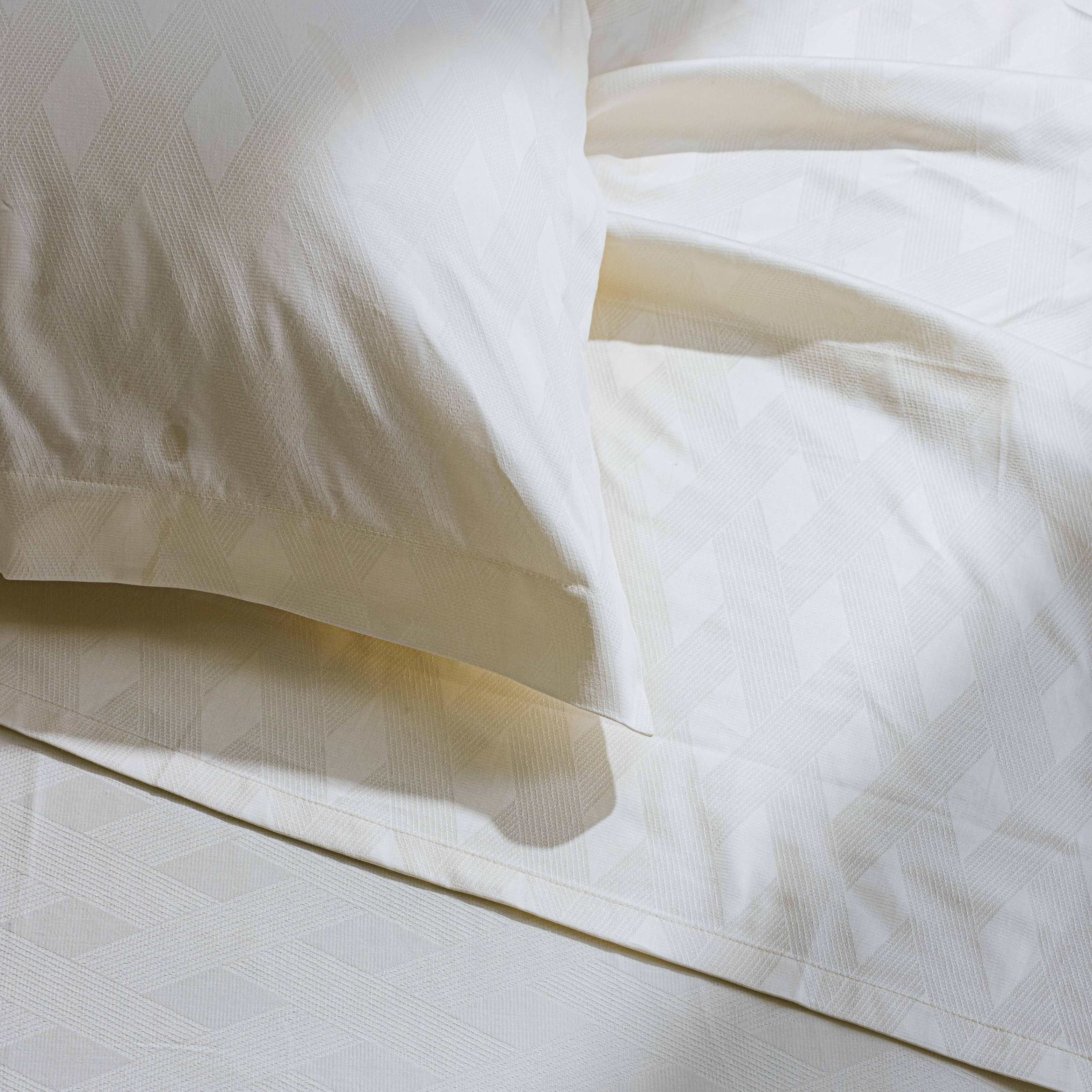 Luxe Sateen Flat Sheet Set