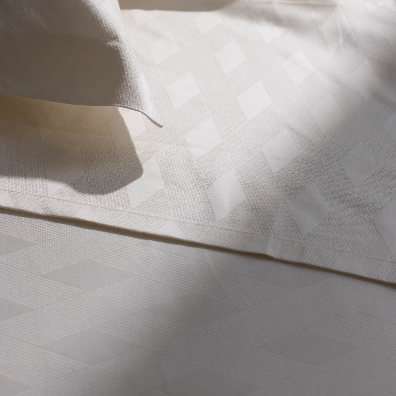 Luxe Sateen Flat Sheet Set