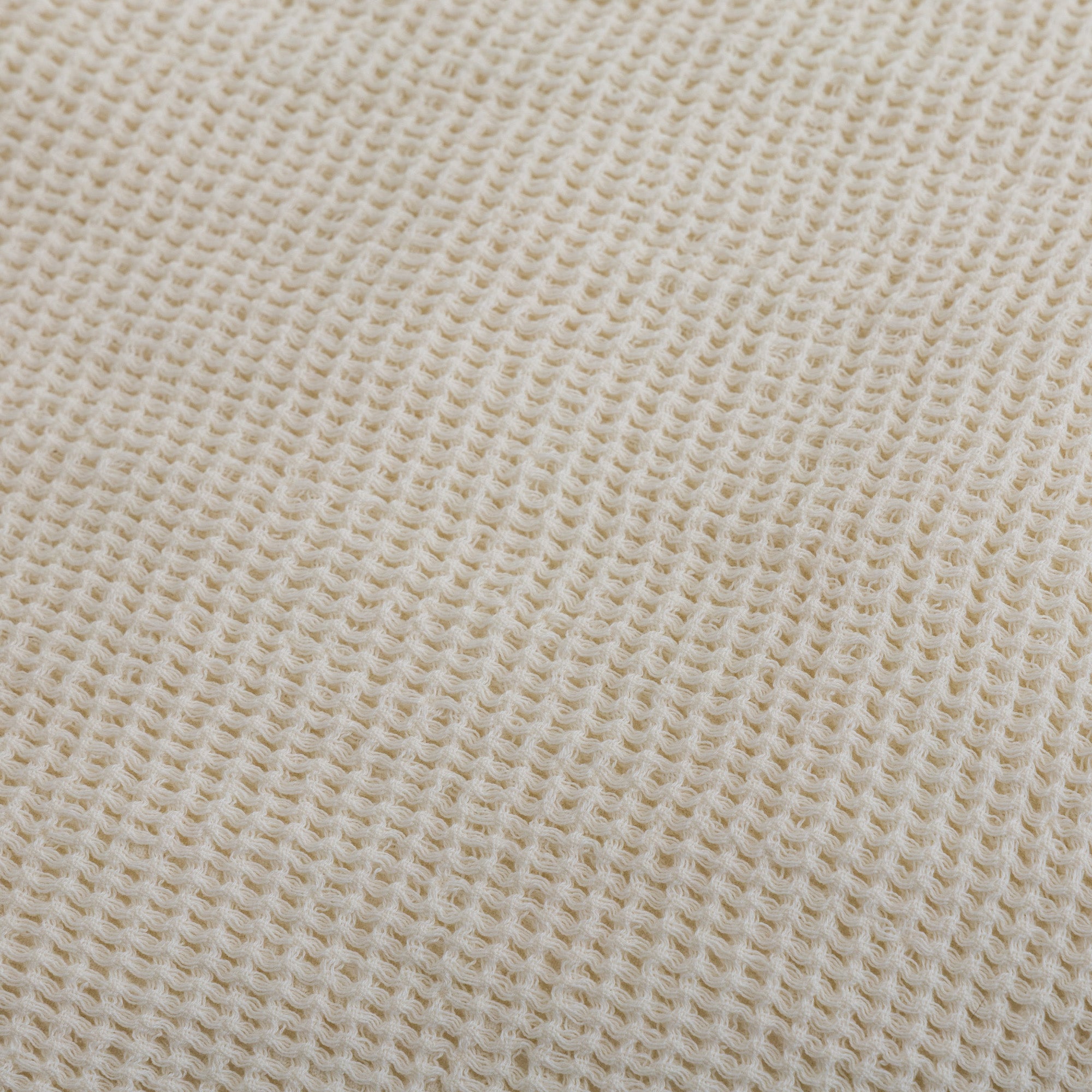 بطانية هوني كومب خفيفة بشراشيب