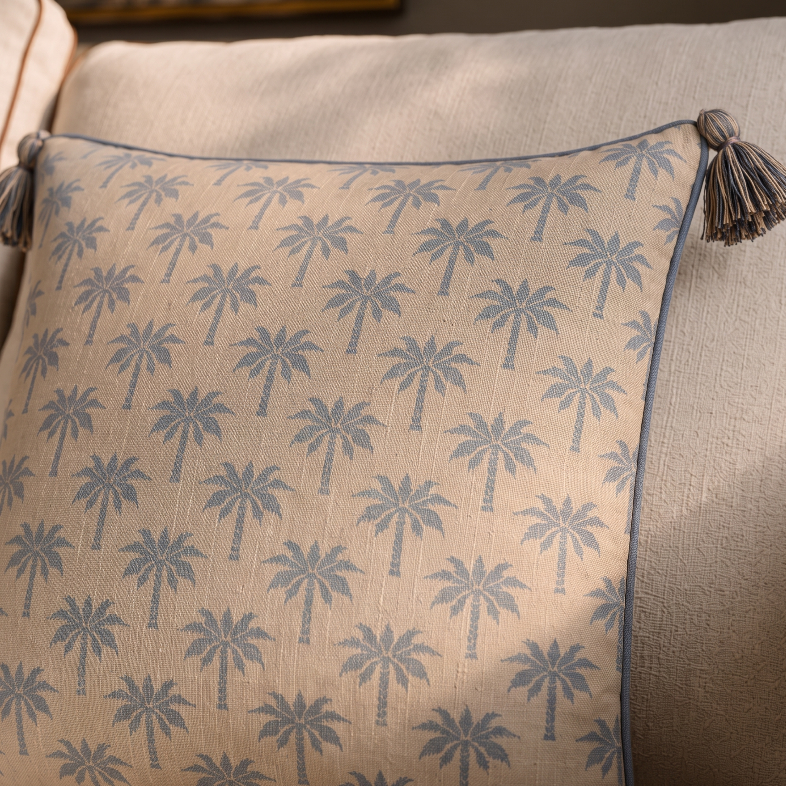 Palm Accent Cushion