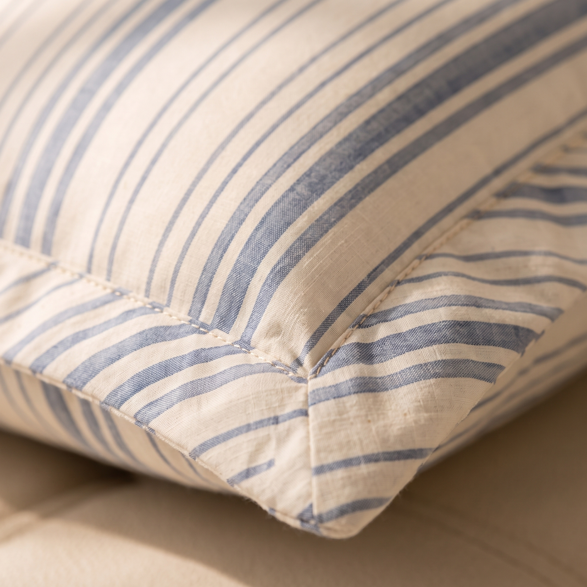 Riva Strip Cushion