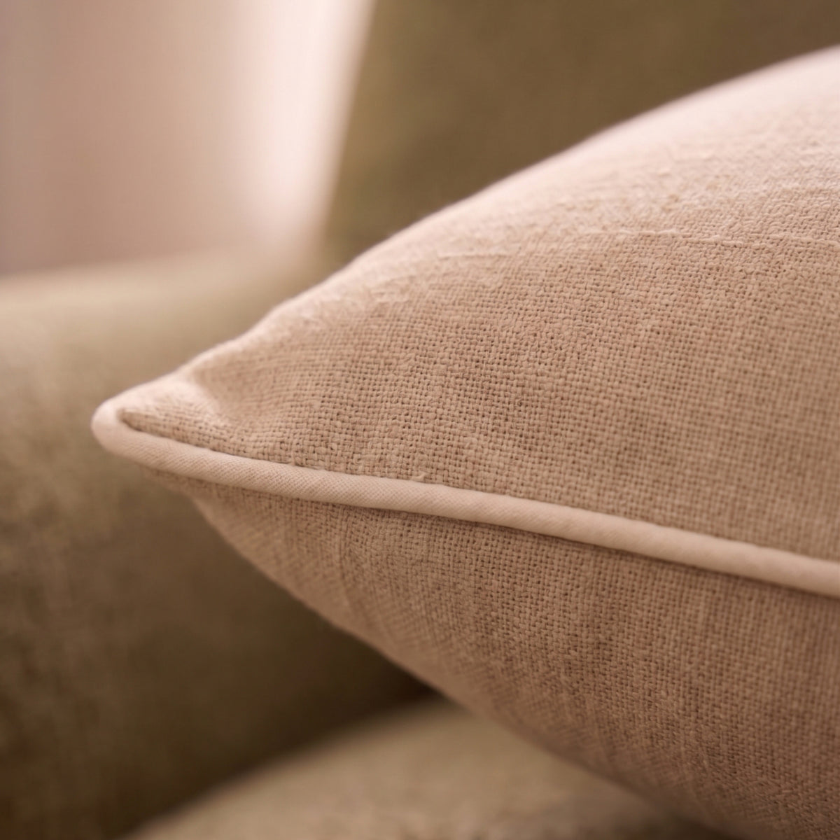 Solid Cushion