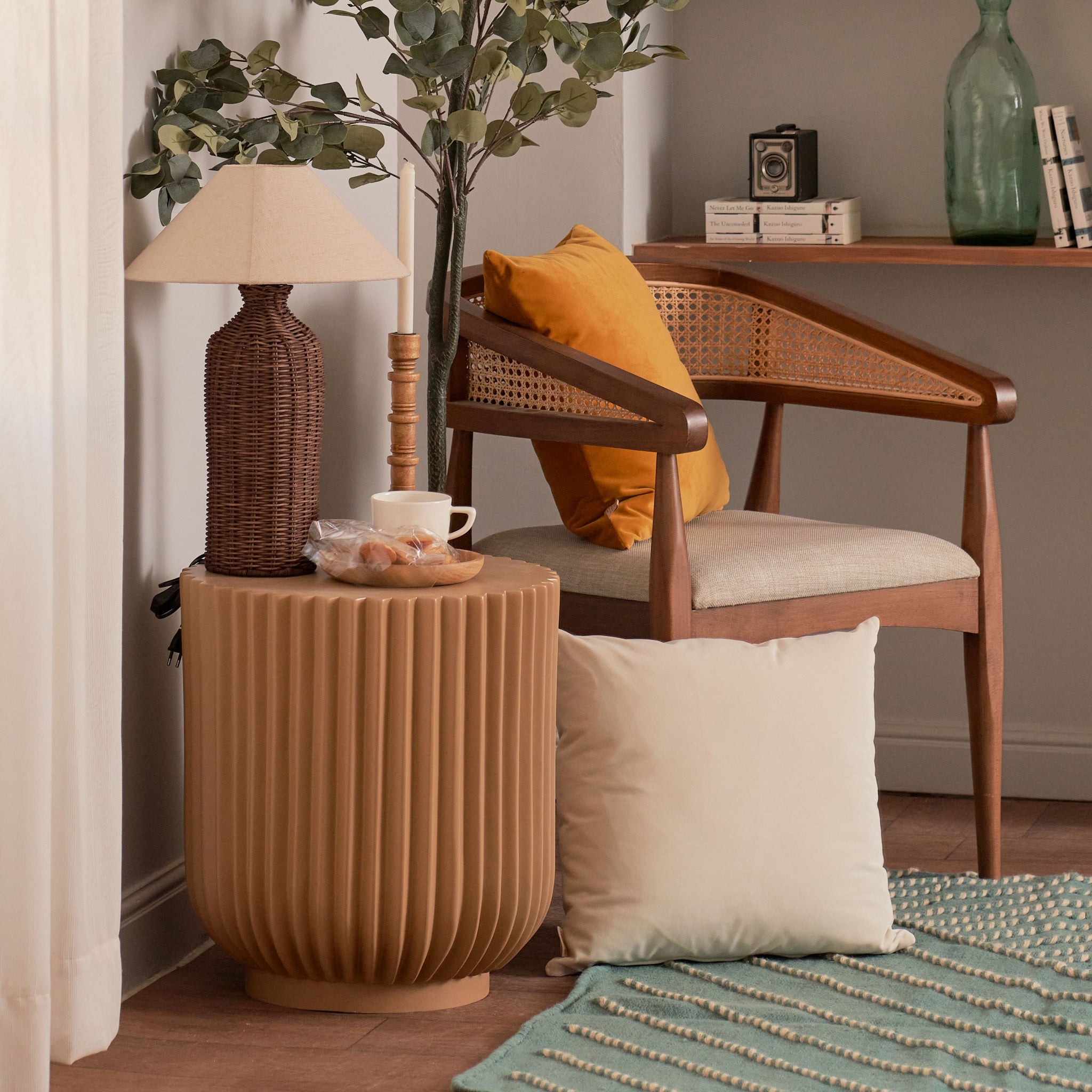 ترابيزة جانبية سفير