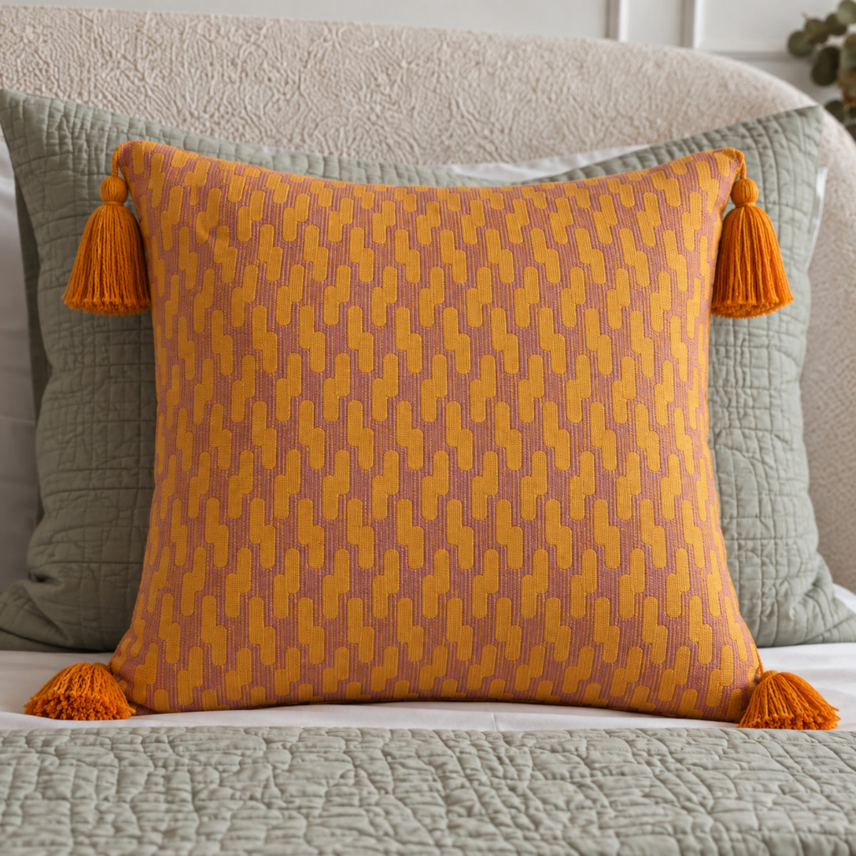 Tamra Cushion