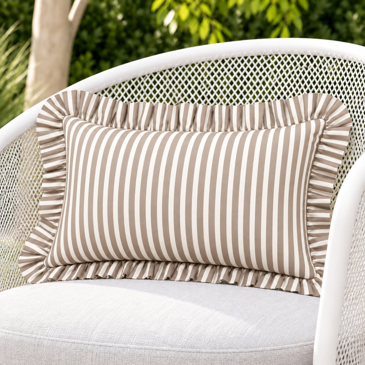 The Duchess Cushion
