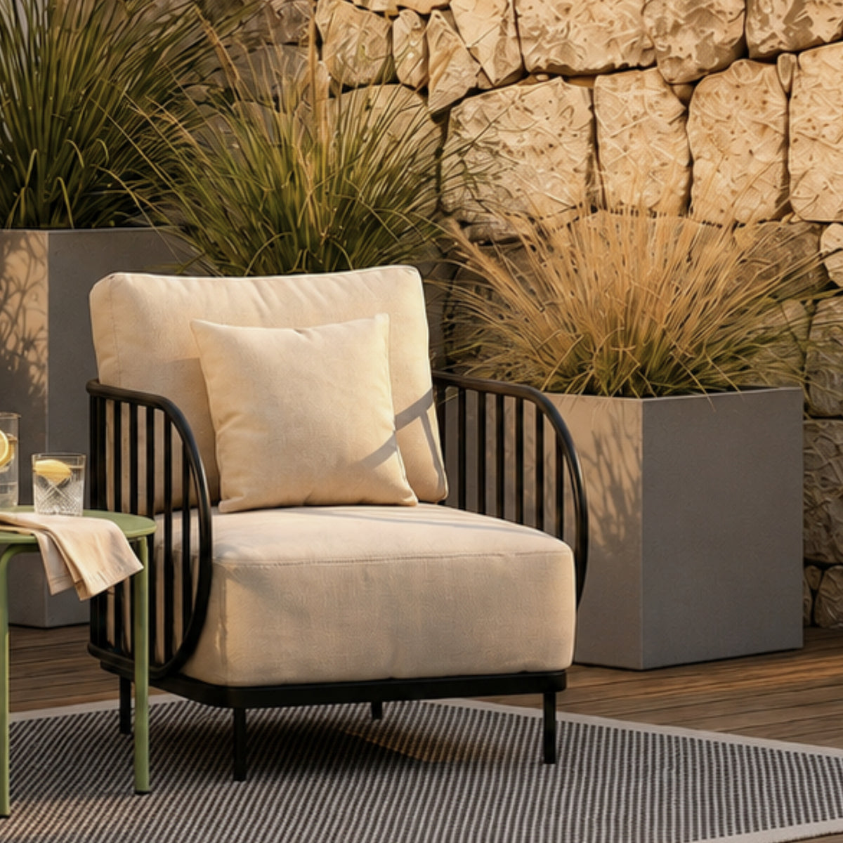 Vally Outdoor Chair