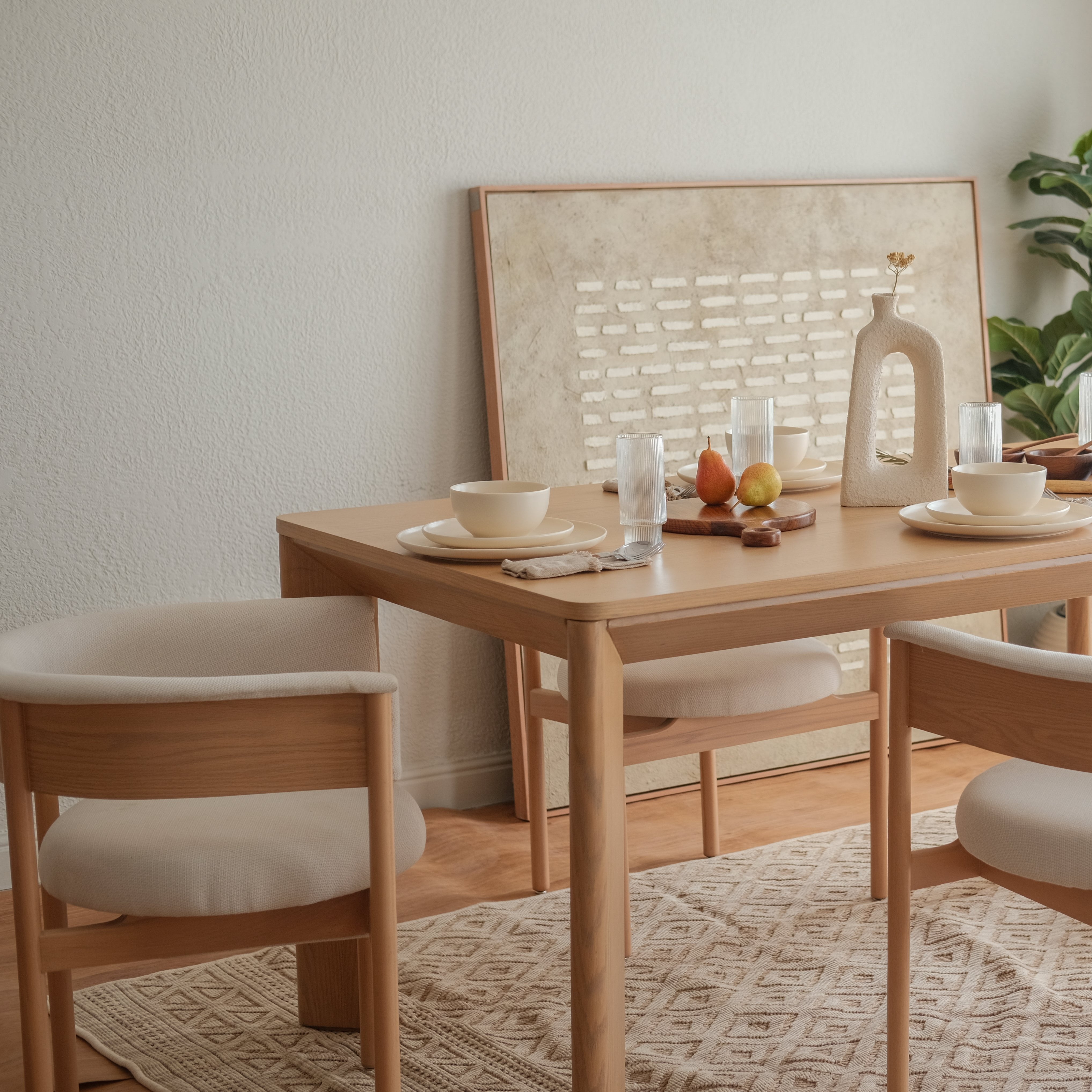 Nordem Dinning Table