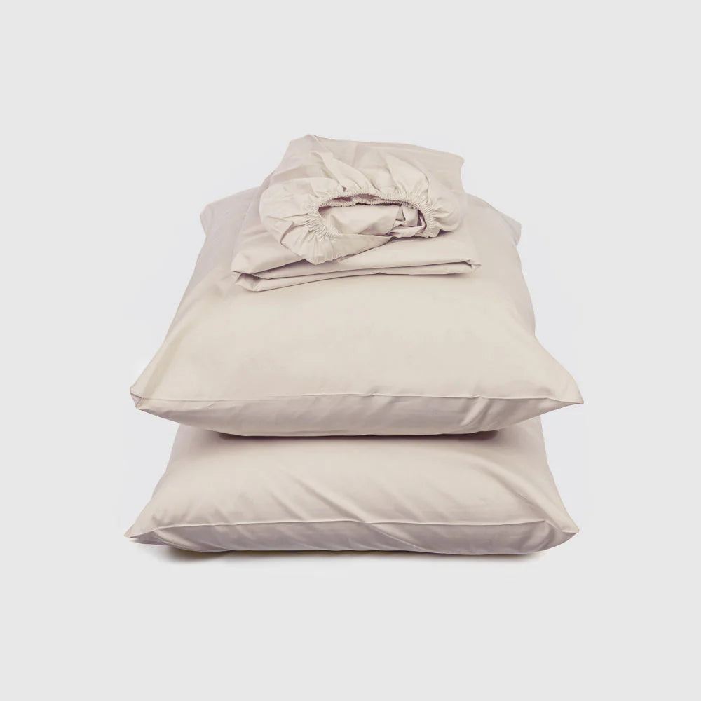 Original 4 Pillows + 2 Pillow Case Set