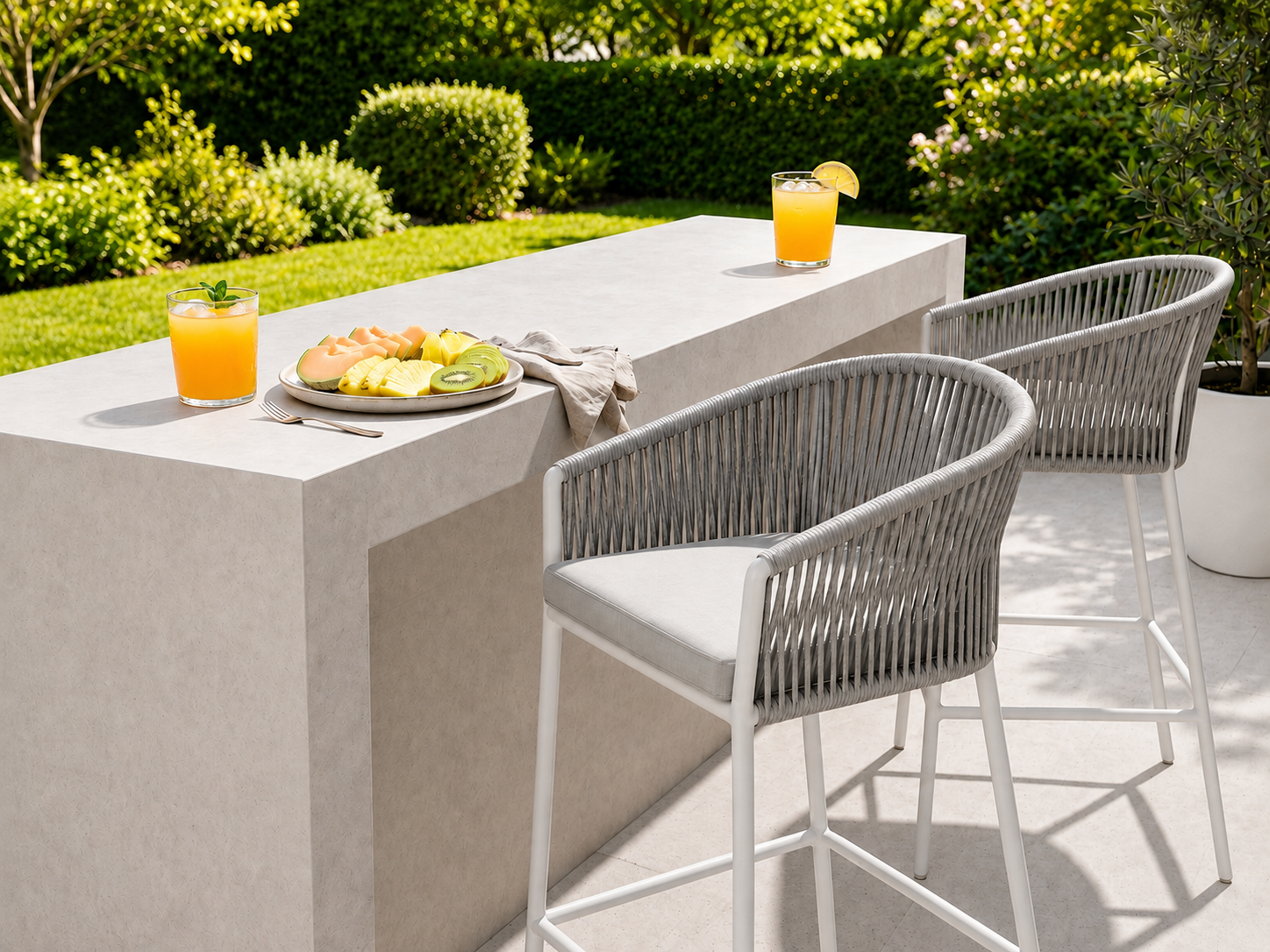 Flute Outdoor High Chair