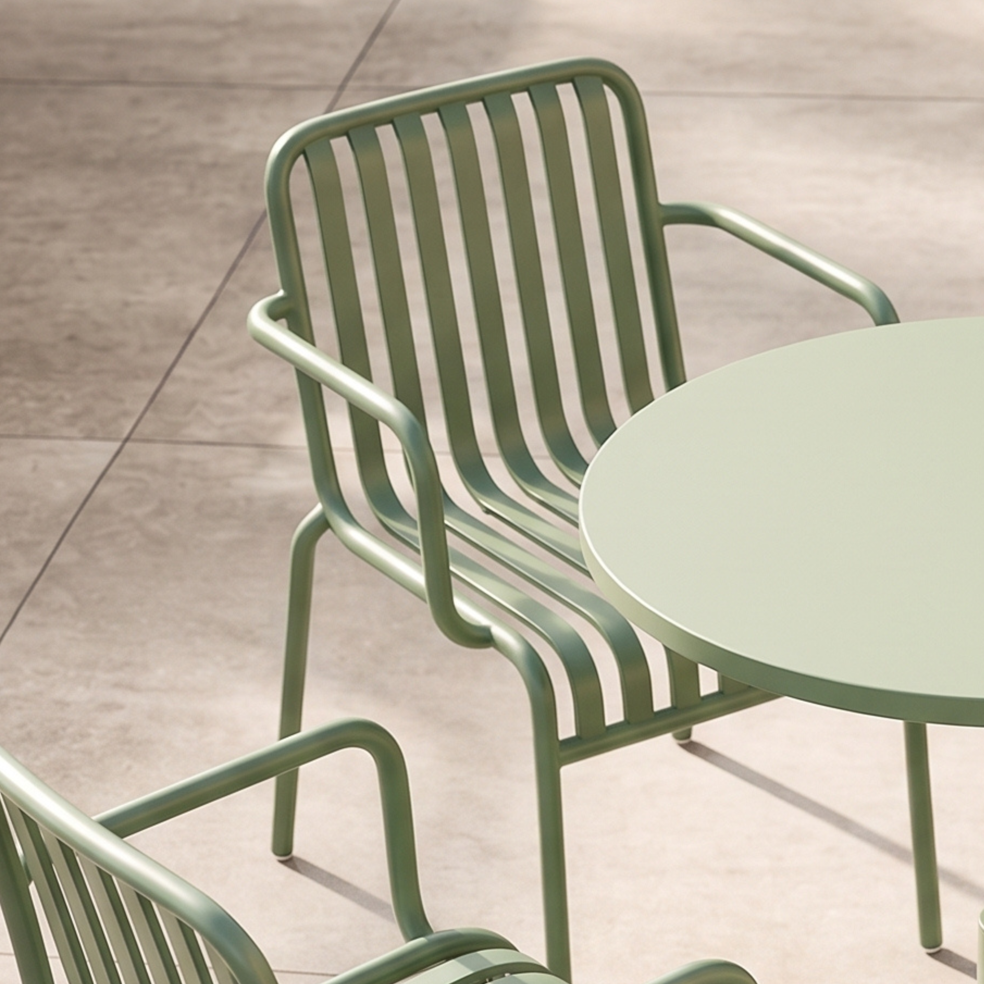 Lines Outdoor Chair