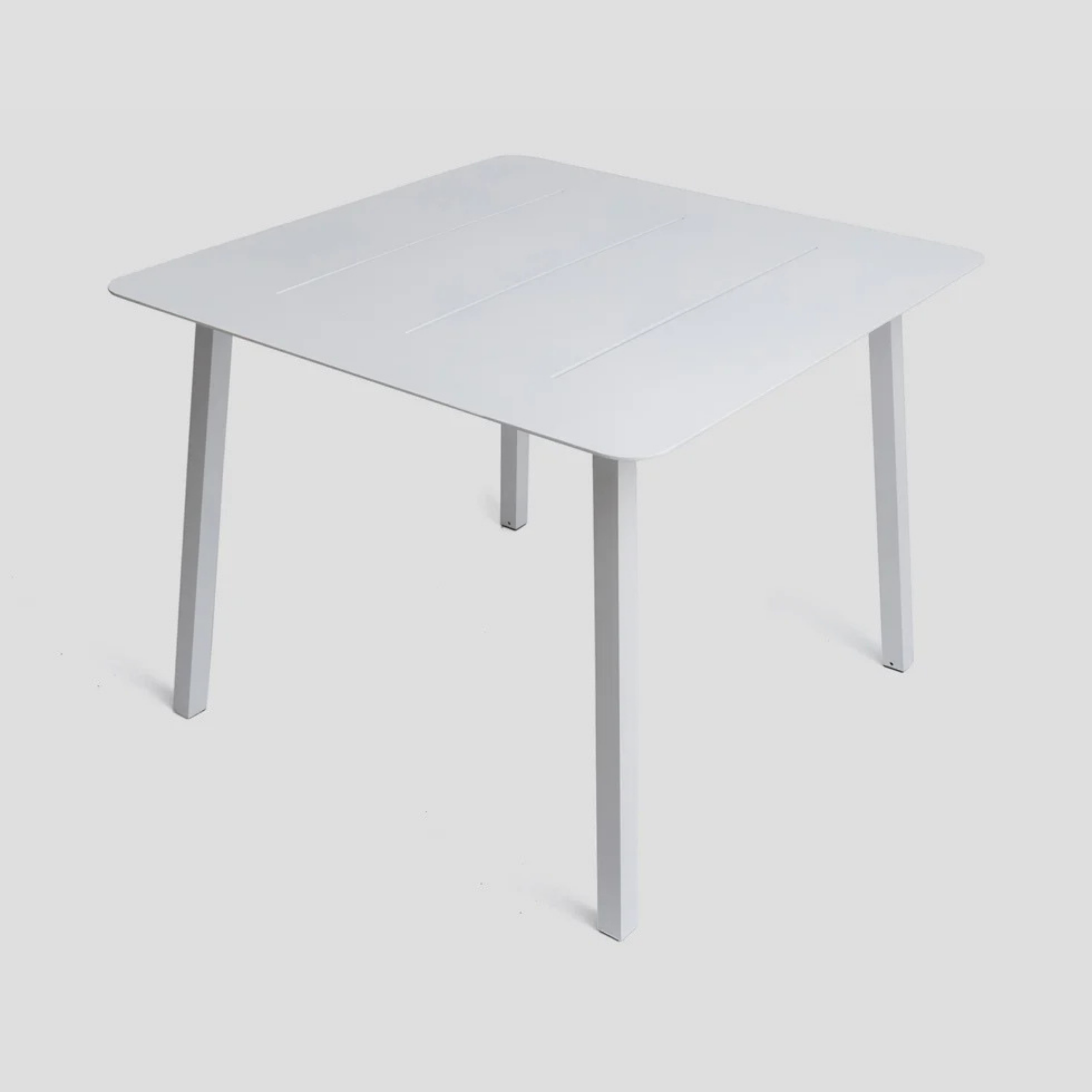 Matrix Outdoor Dining Table