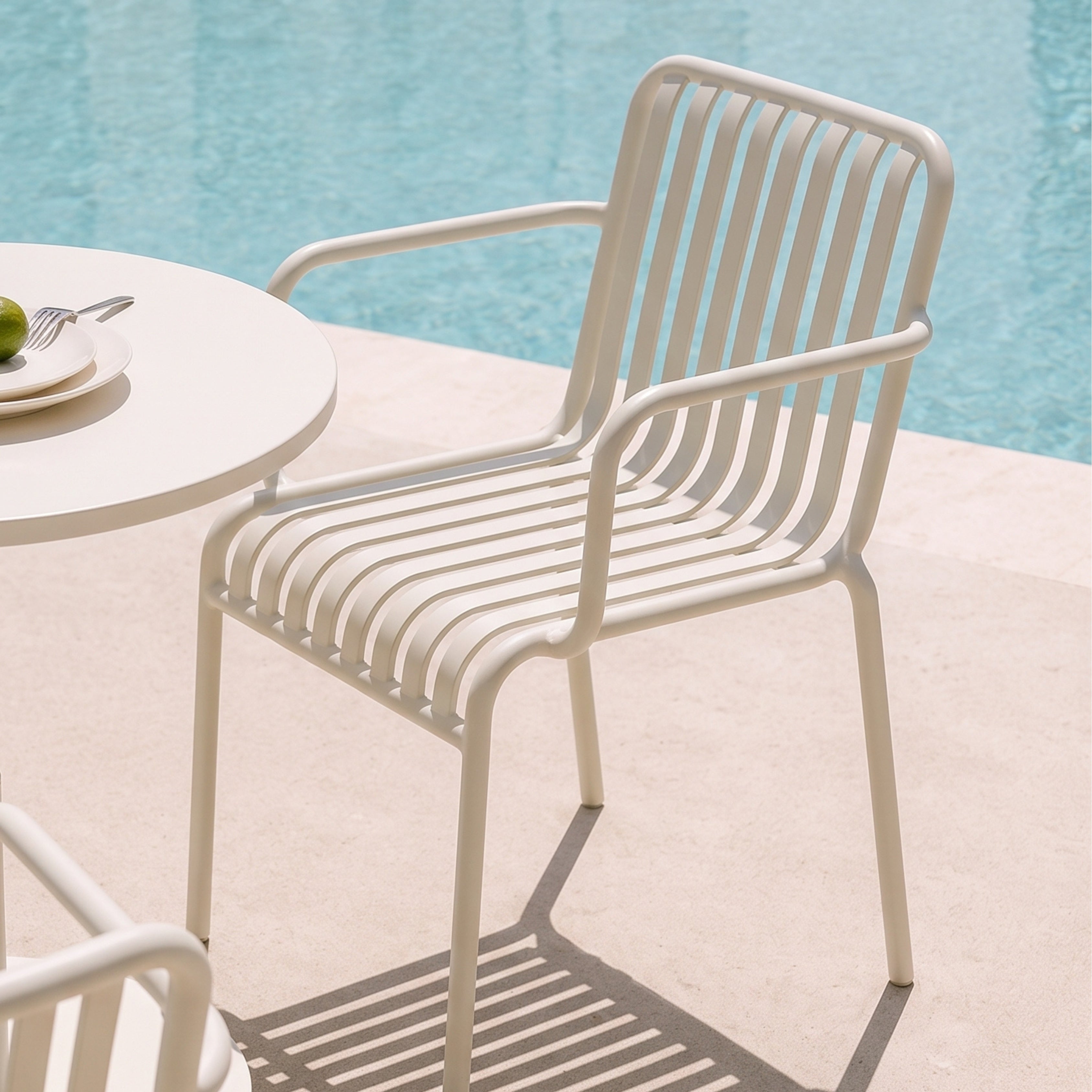 Lines Outdoor Chair
